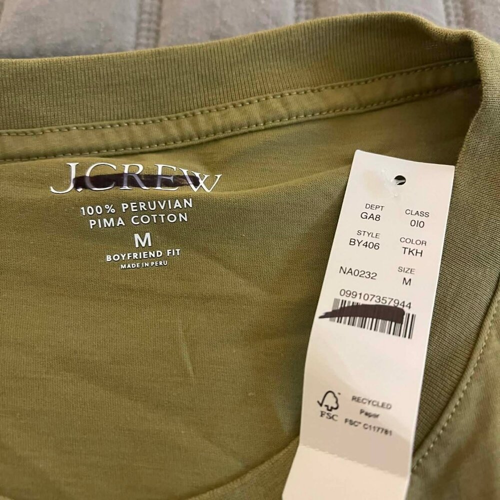 NWT Olive J. Crew tee - very soft - size medium - Picture 2 of 4